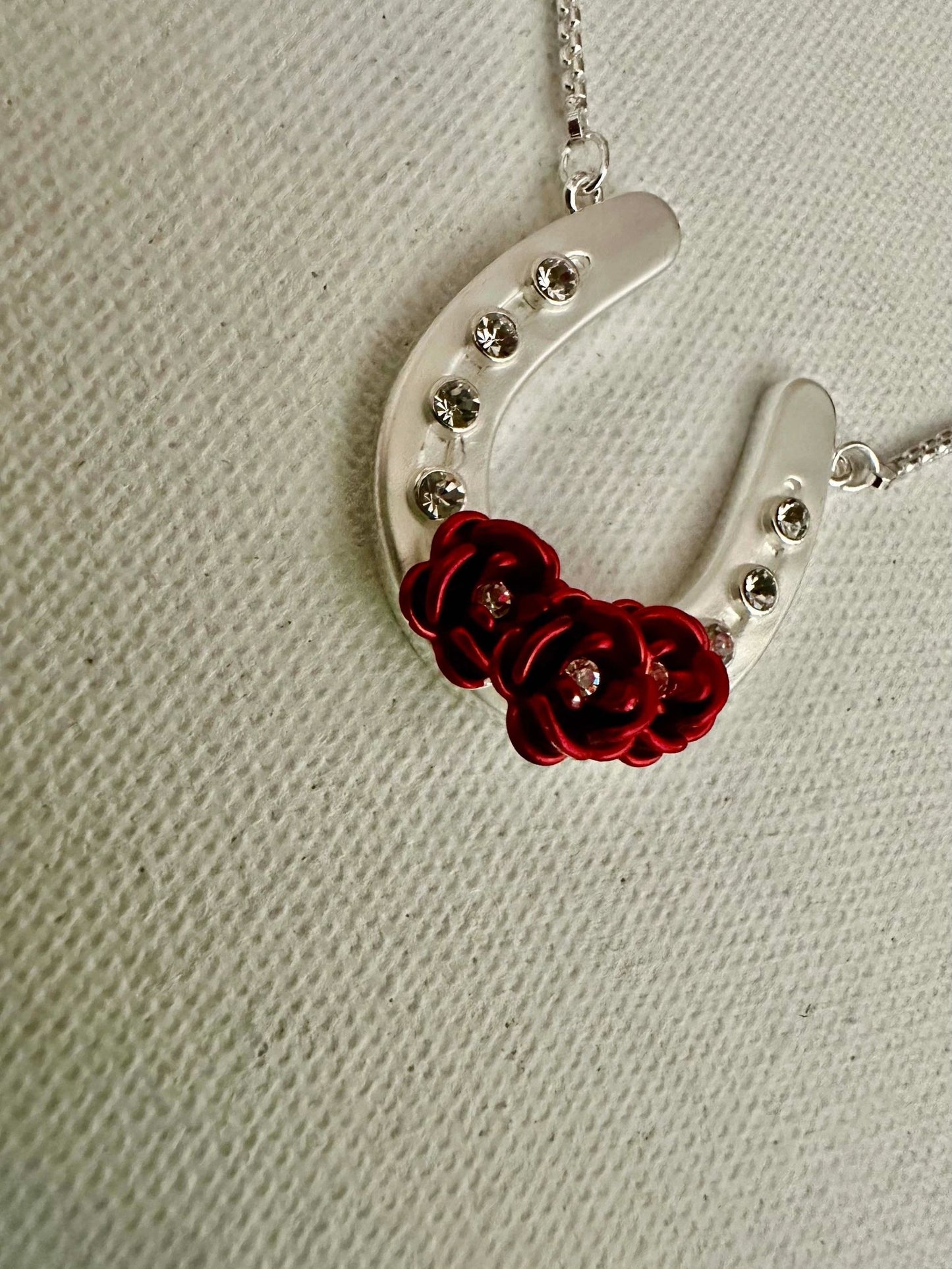 The Rose Garland Necklace