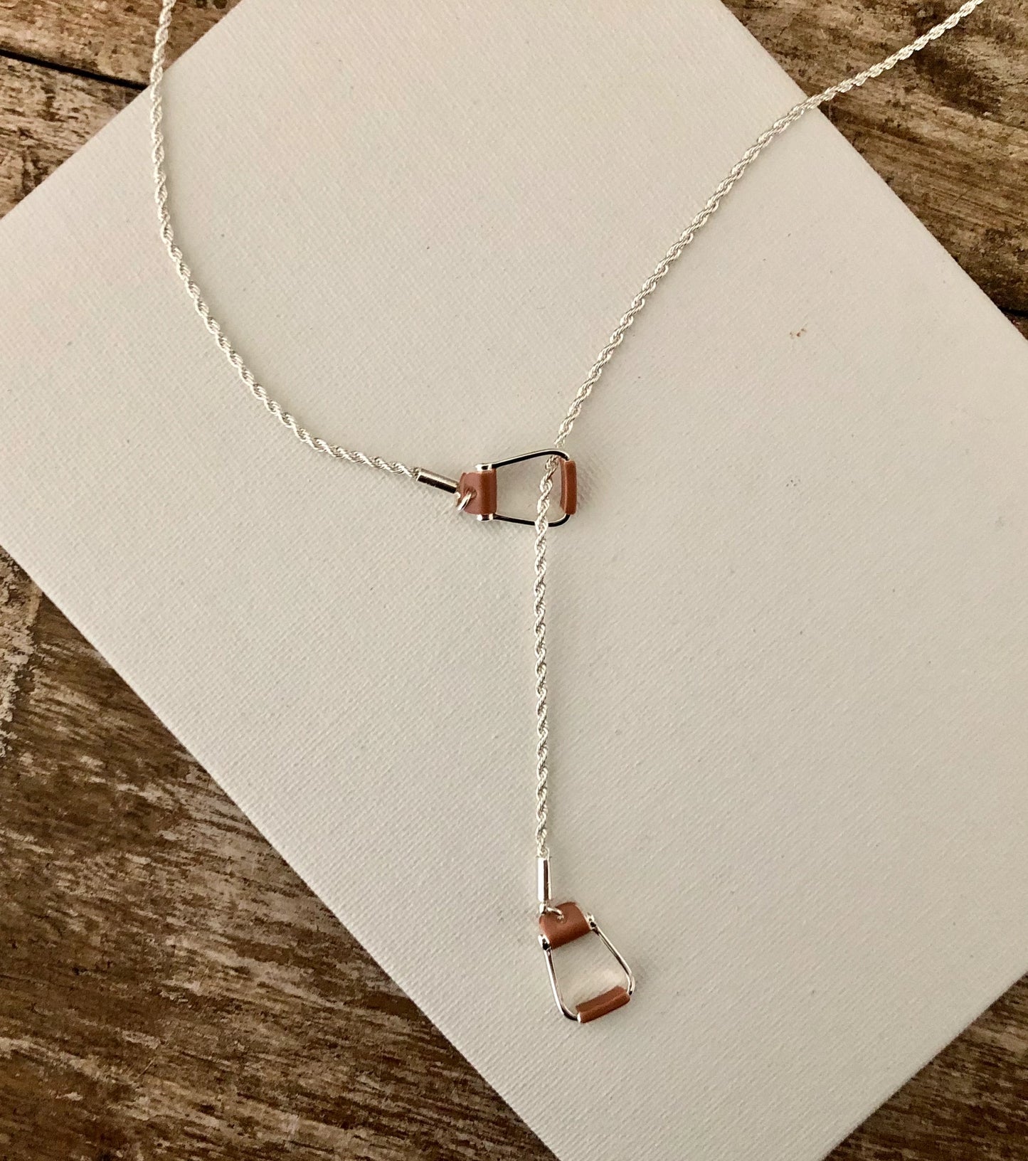 Flicker Stirrup Lariat