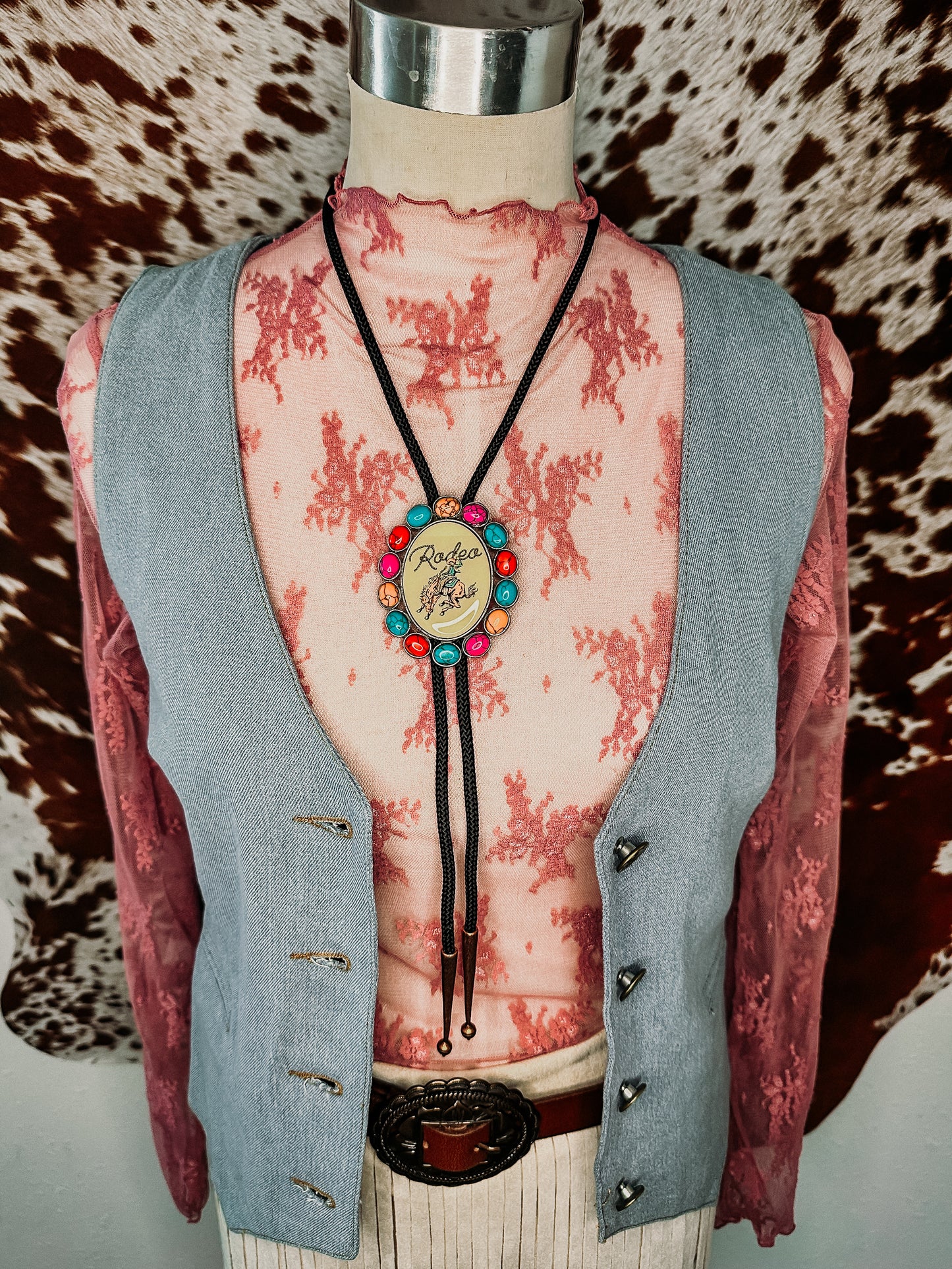 Rodeo Relic Bolo