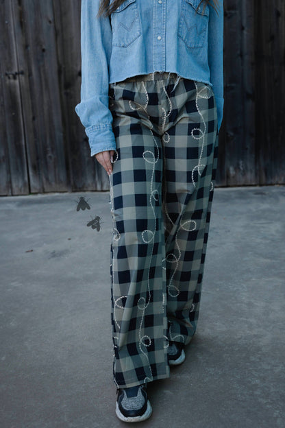 OFF THA TRACK ROPEY GINGHAM Pants