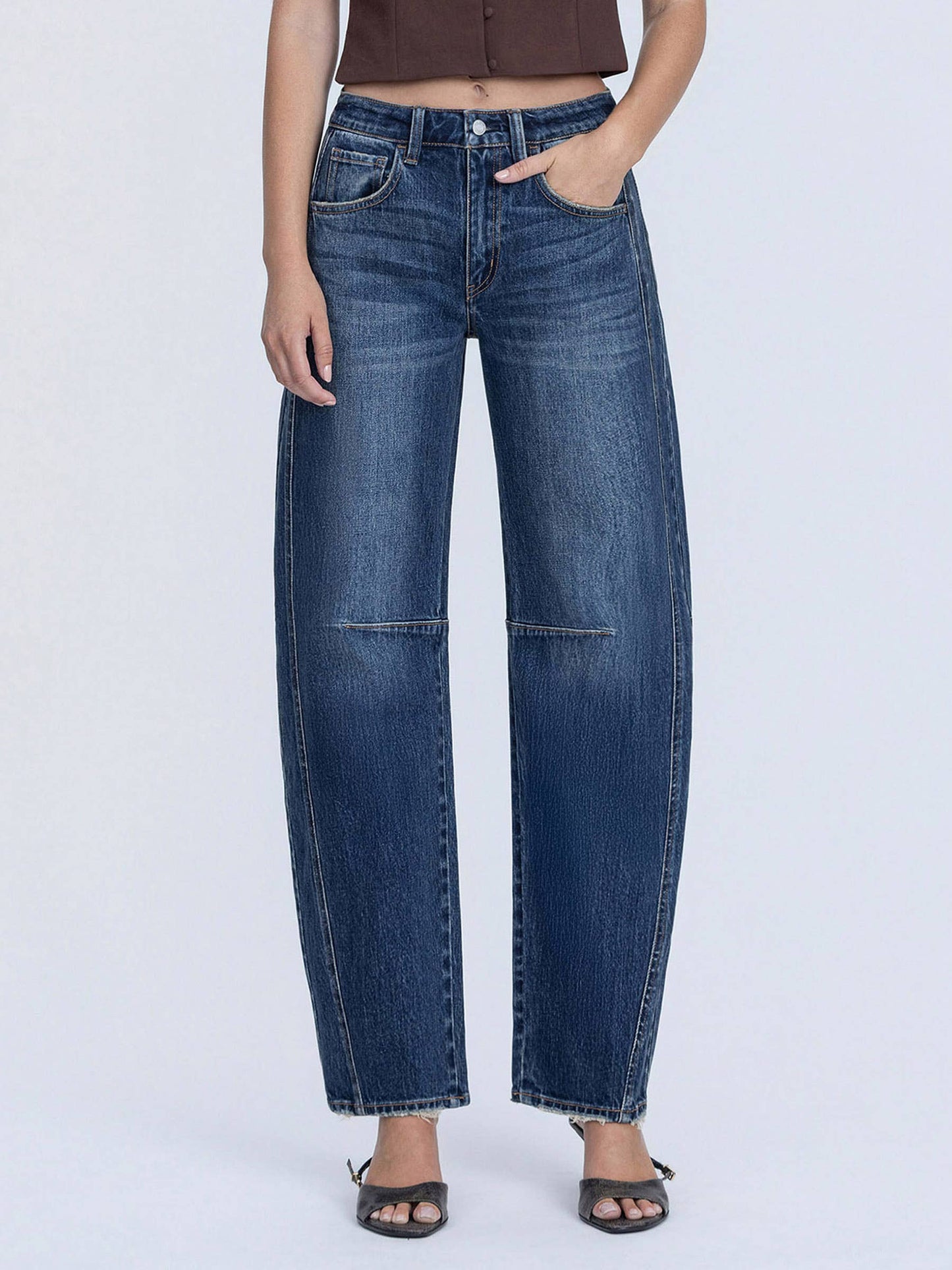 Dark Horse Barrel Jeans