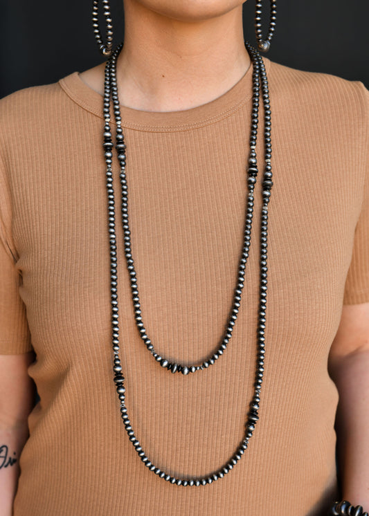 Midnight Mesa 66" Navajo Pearl Necklace