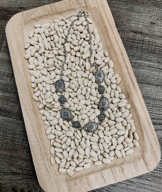 The Silver Spur Necklace
