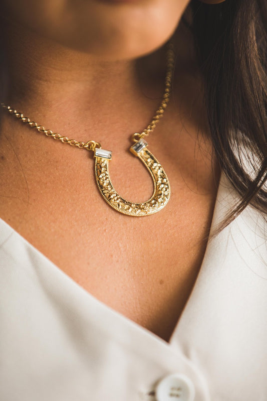 Gilded Glory Horseshoe Necklace